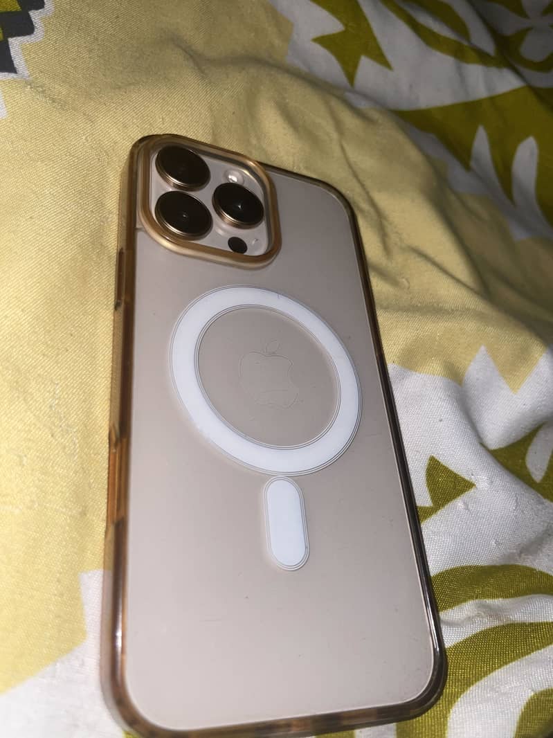 iPhone 16 pro max 1
