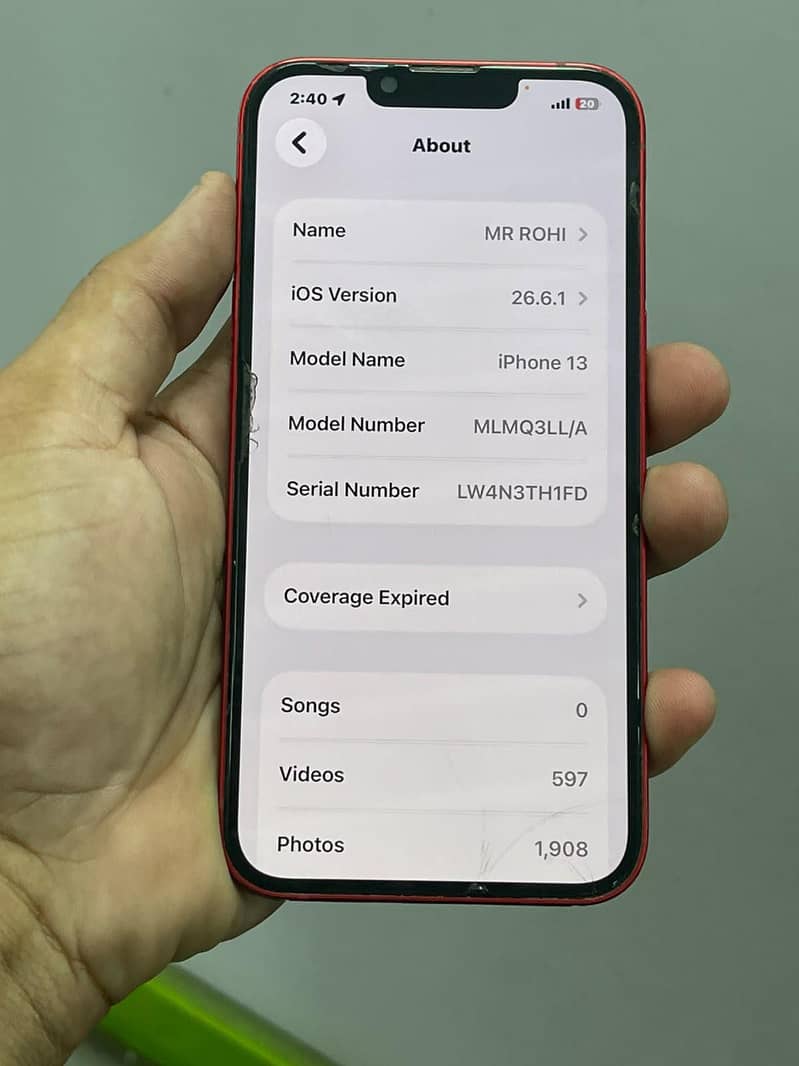 Apple iPhone 13 2