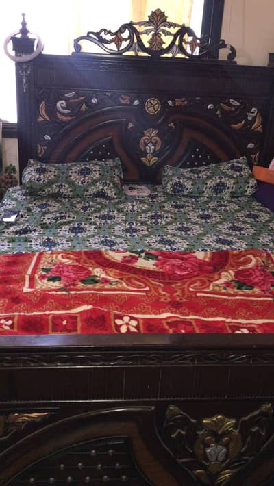 King size bed
