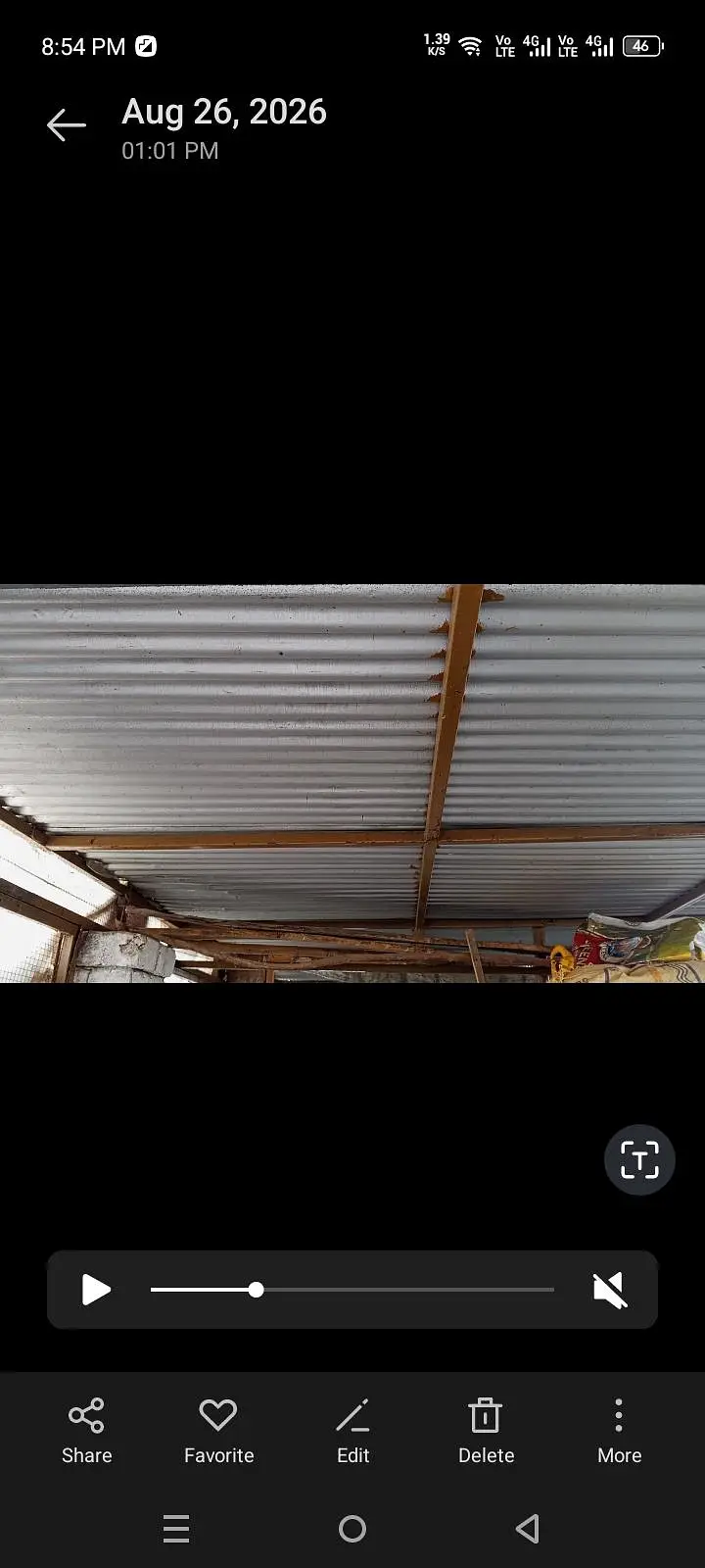 murgiyon ke cage — photo 2