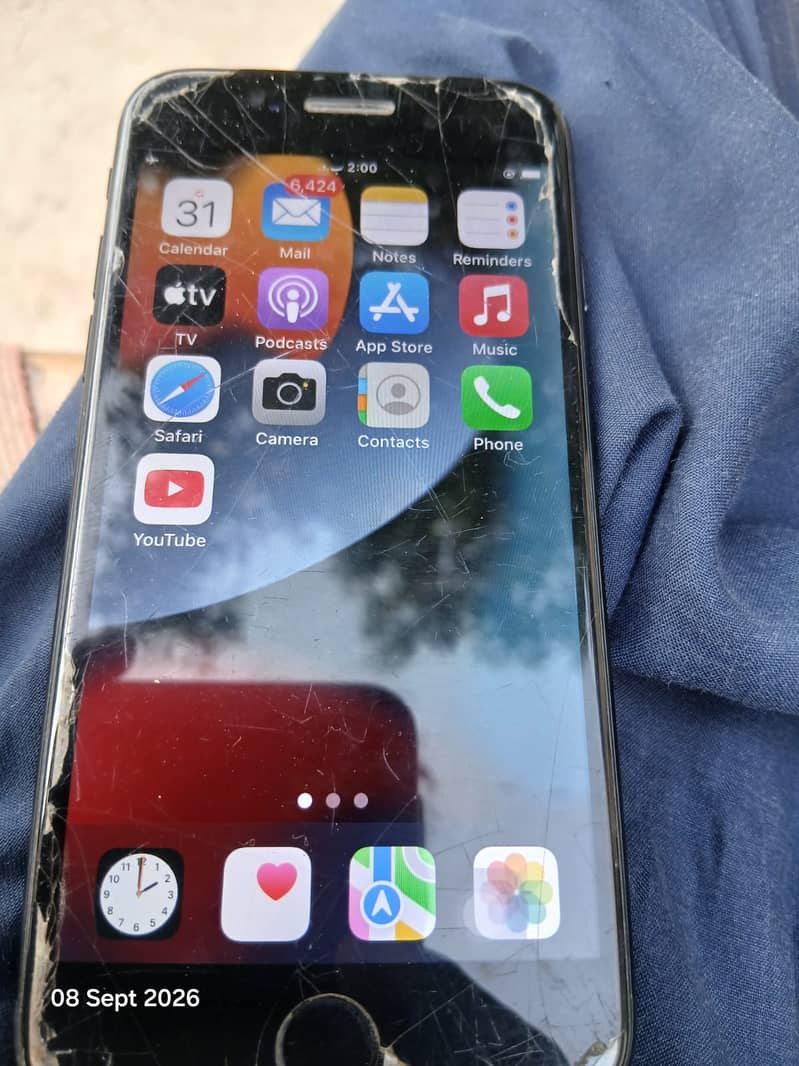 Apple iPhone 7 1