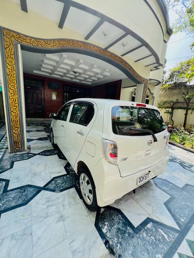 Daihatsu Mira 2014