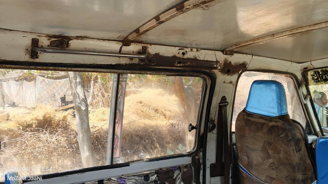 Hiace van 1