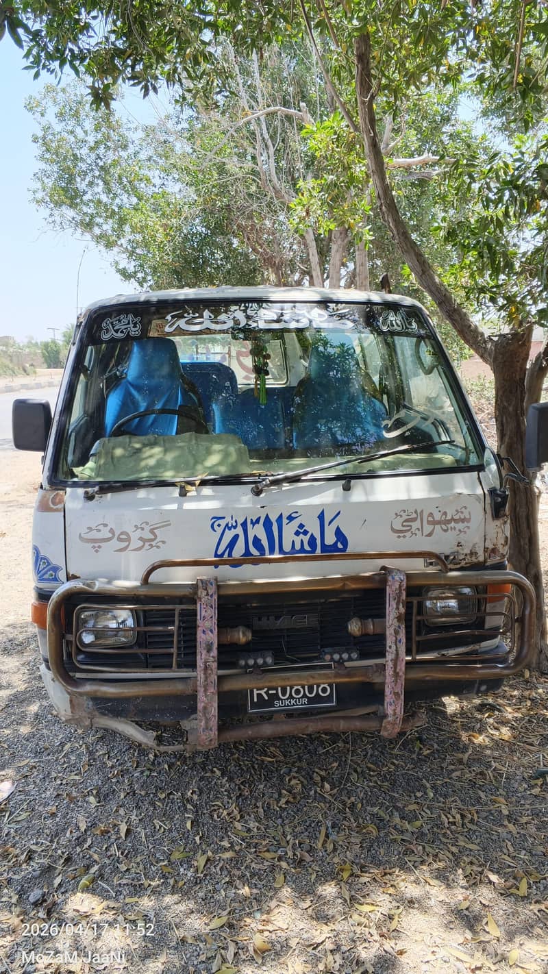 Hiace van 11