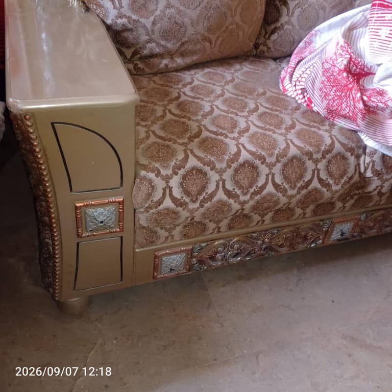 3 piece sofa 2