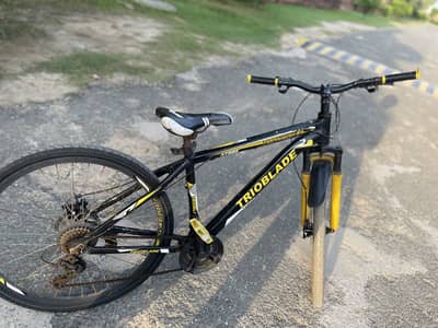 Trioblade Yellow Cycle