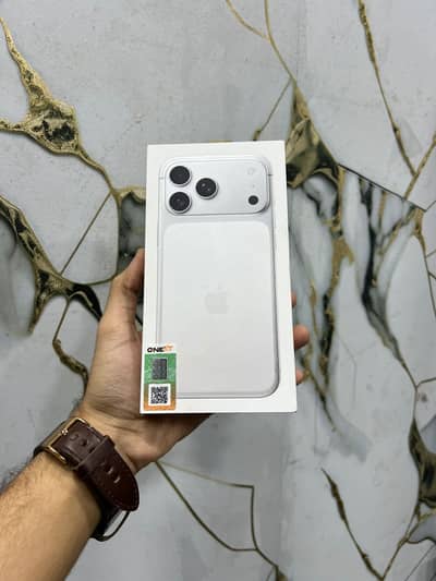 17 Pro Max 256gb Approved Silver