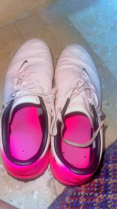 Nike phantom gx 2 academy tf size uk 8