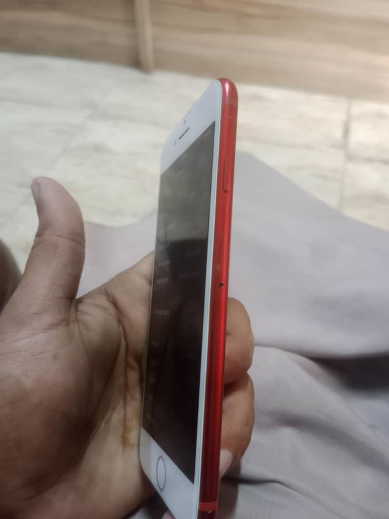 Apple iPhone 7 2