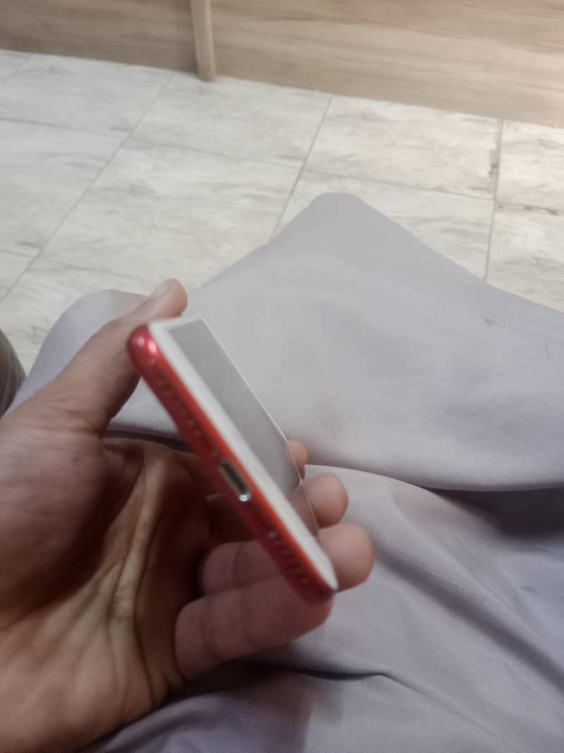 Apple iPhone 7 5