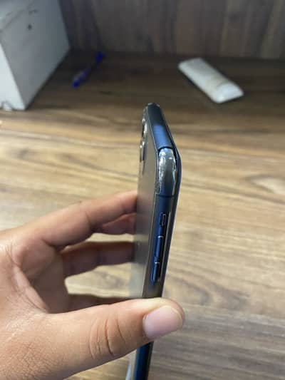 iPhone 11 Pro Max 64gb PTA Approved