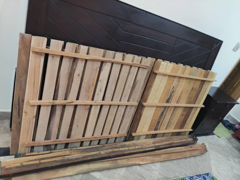 bed with side tables 3