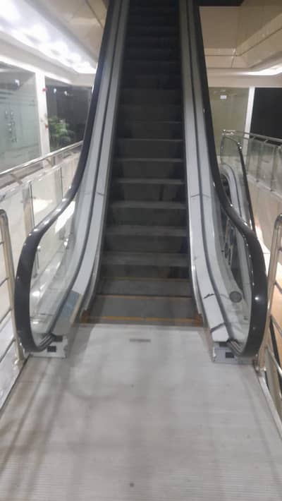 Hyundai Commercial Escalator for Sale – 1200mm Width | 35° | 30 m/min