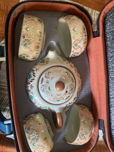 Luxury Ceramic Travel Tea Set (Teapot + 4 Cups with Travel Case)