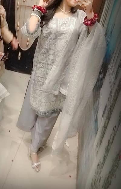 Elegant 3-Piece Embroidered Suit for Sale