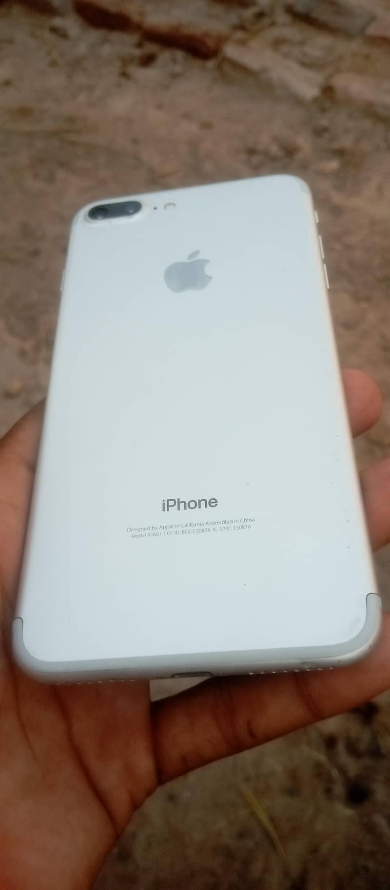 Apple iPhone 7 Plus 1