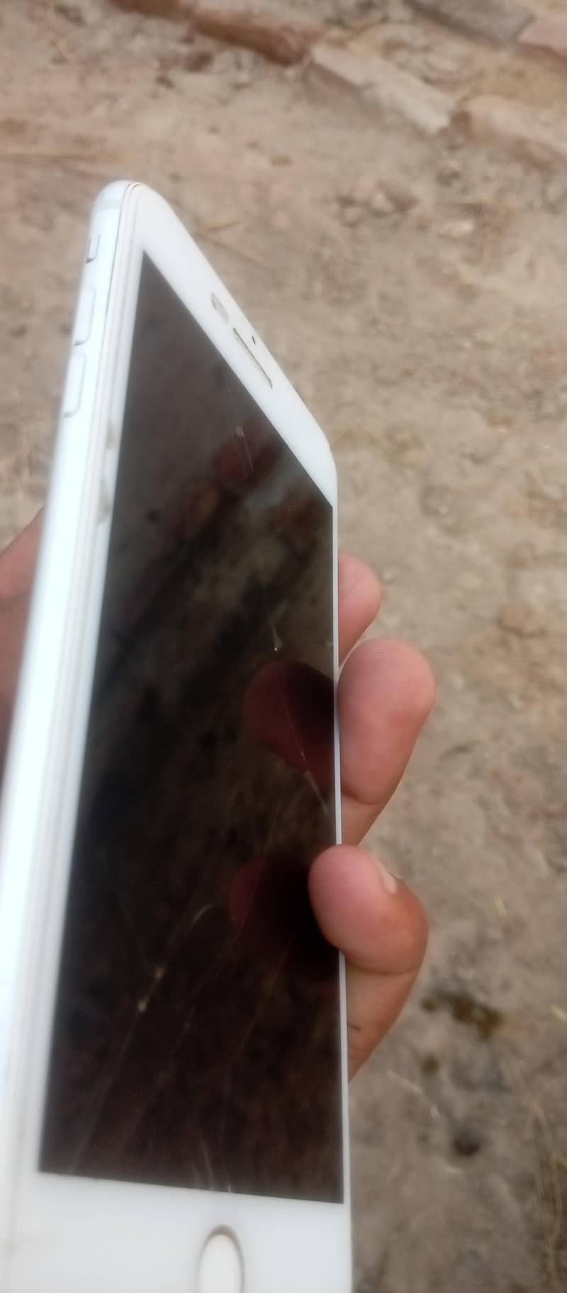 Apple iPhone 7 Plus 2
