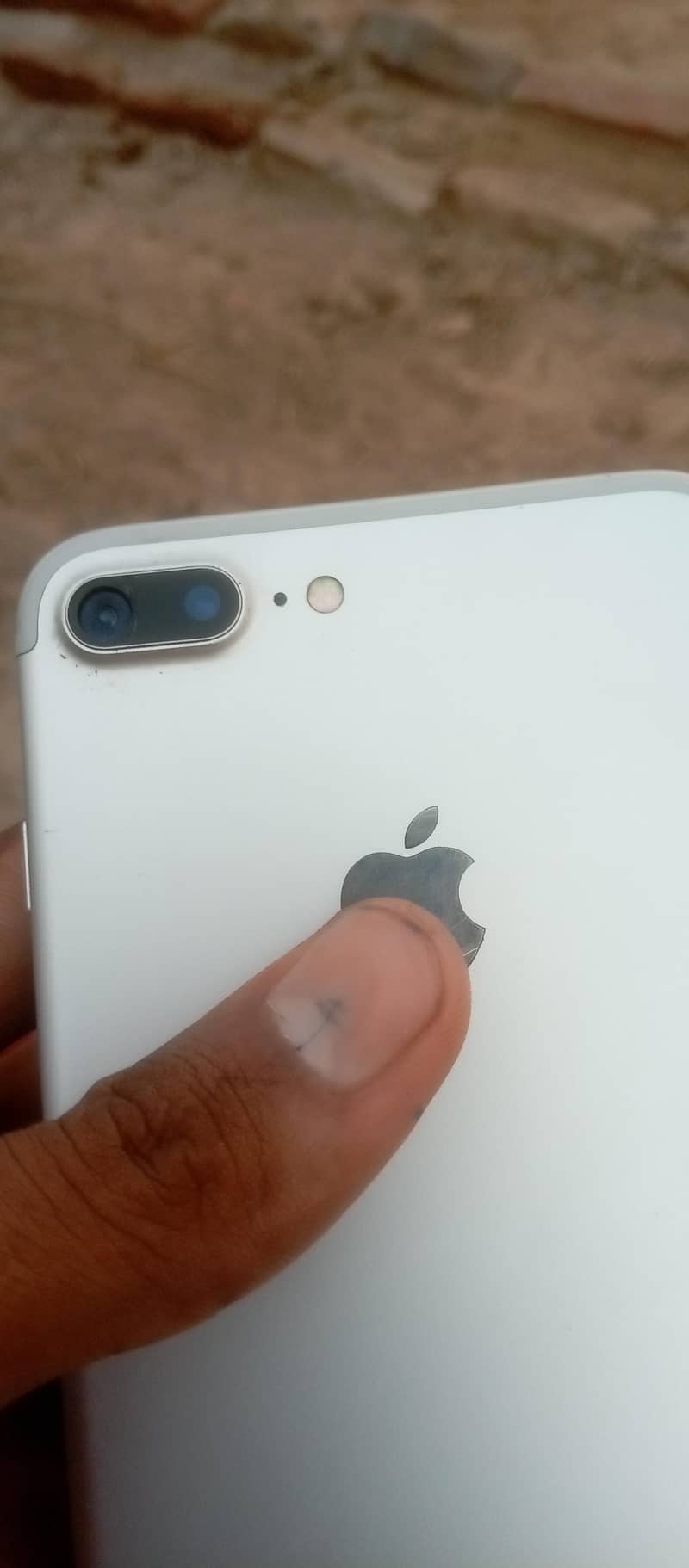 Apple iPhone 7 Plus 4