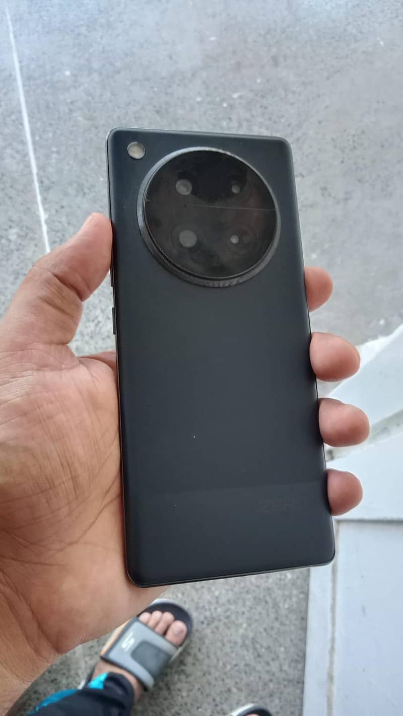 Infinix Zero 40 3