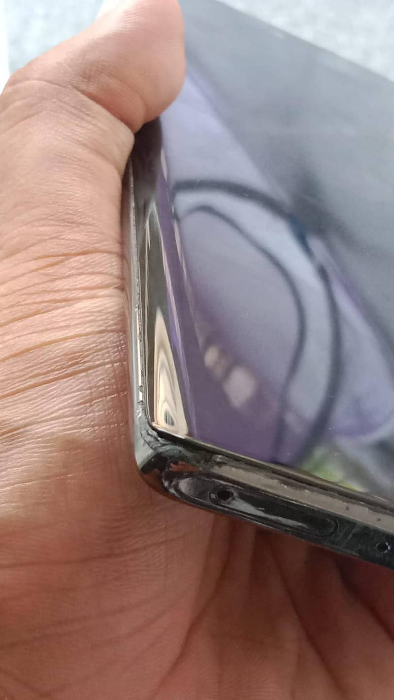 Infinix Zero 40 4