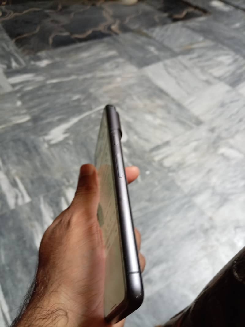 Google Pixel 8 6