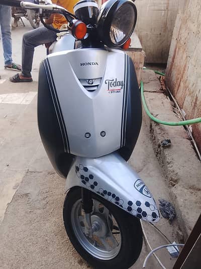 HONDA TODAY SCOOTY SELF START JAPANESE MODEL