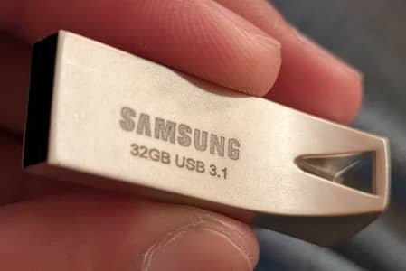 Samsung USB pen drive original / Brand New / 32 GB