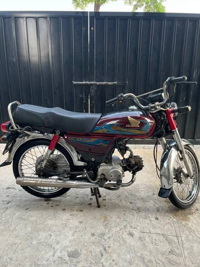 honda 70 2017 moel all ok