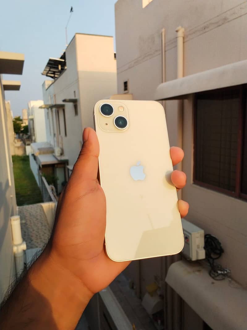 Apple iPhone 13 1