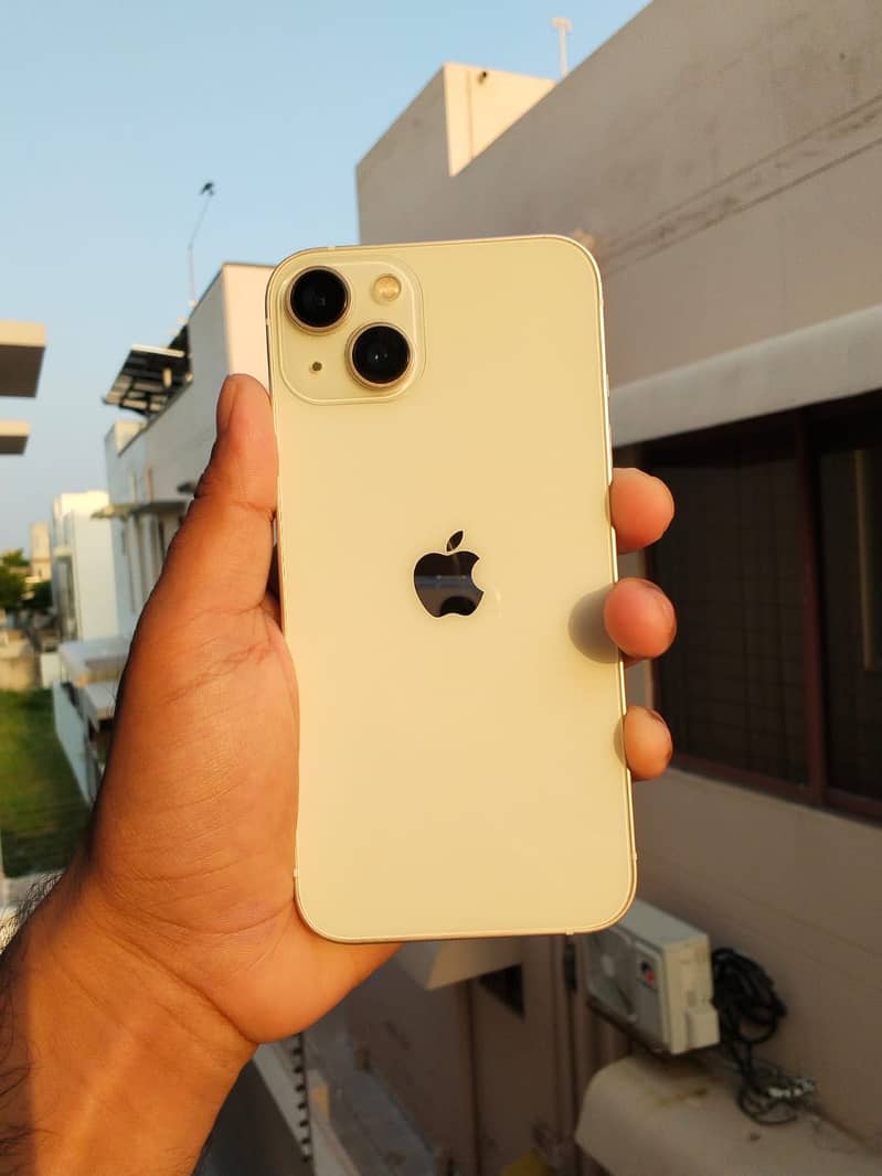 Apple iPhone 13 2