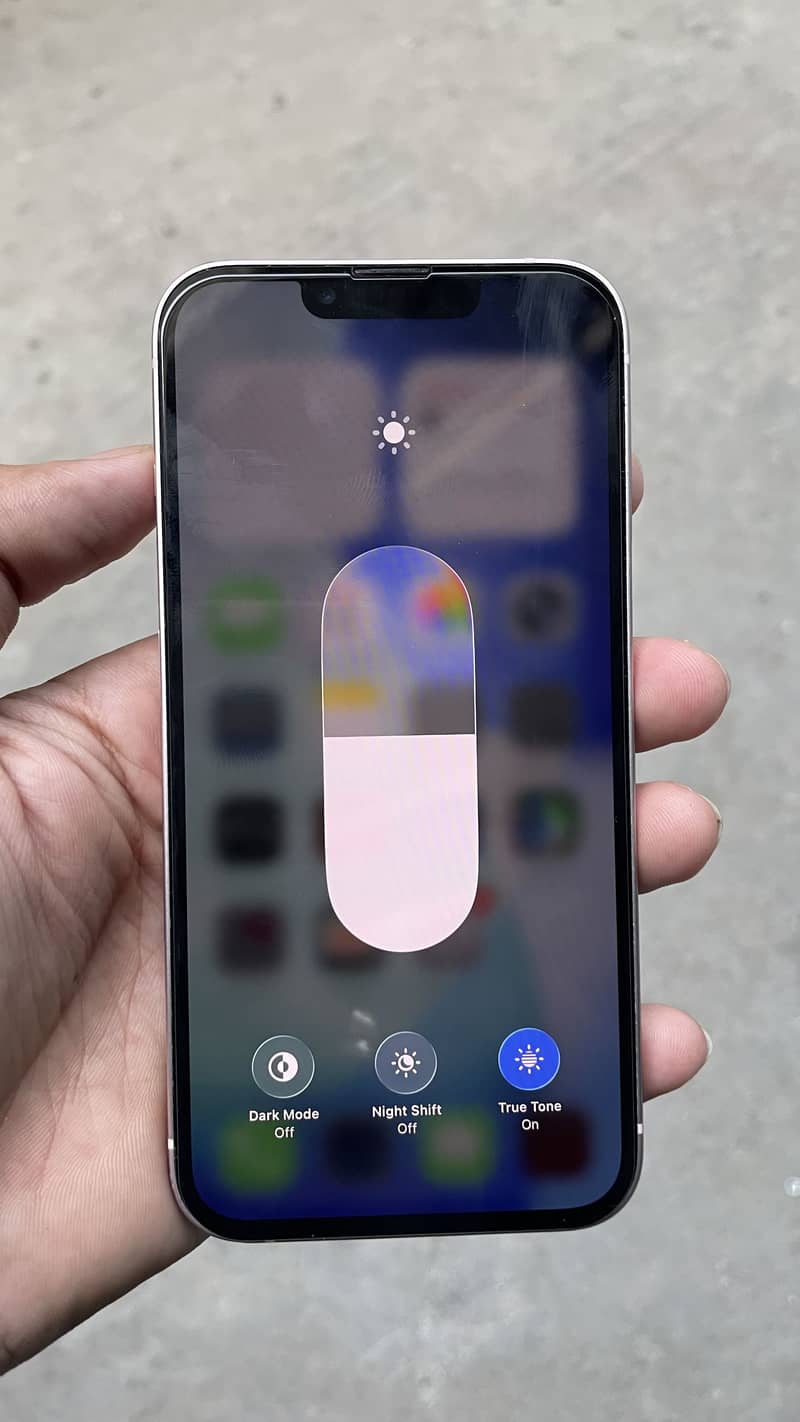 Apple iPhone 13 6