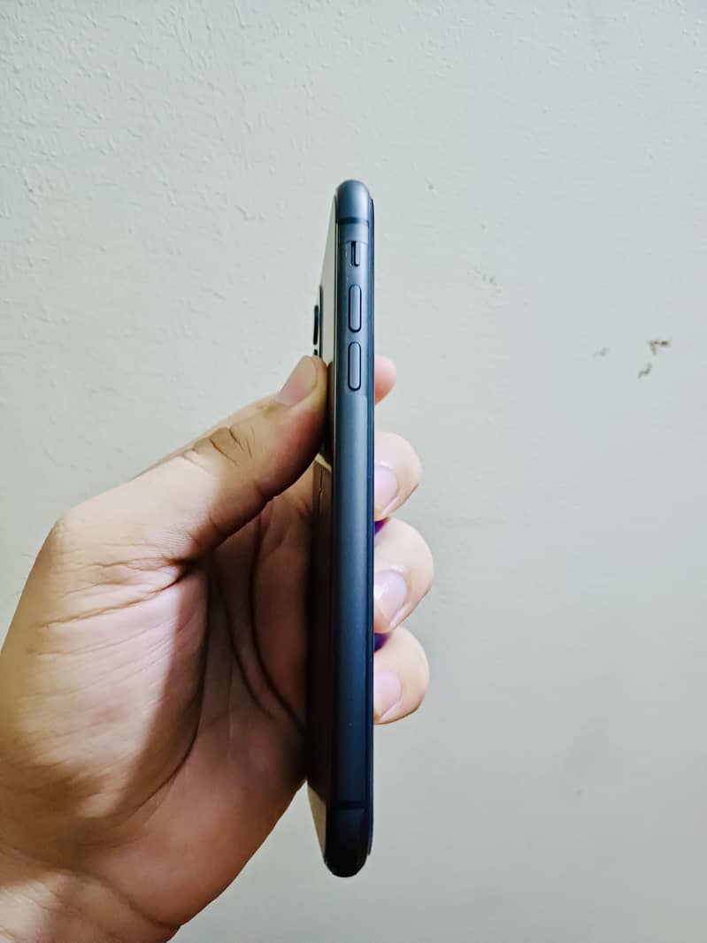 Apple iPhone 11 2
