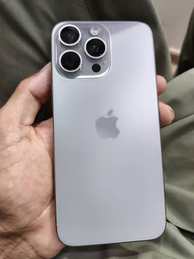 Apple iPhone 15 Pro Max