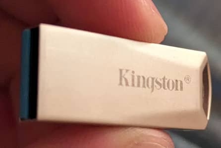 Kingston USB pen drive original/ 32 GB/ Brand New