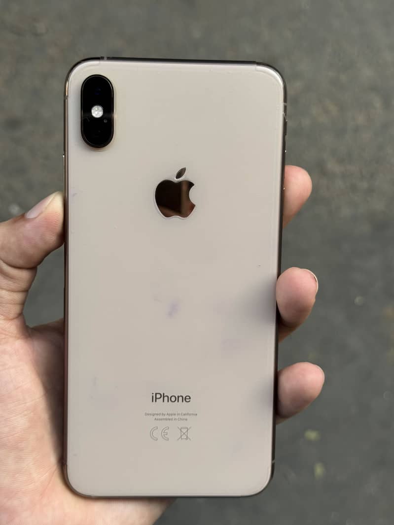 iPhone XS Max 8