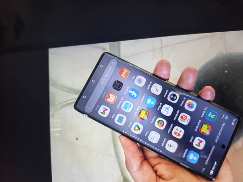 Tecno CAMON 40 Pro 1