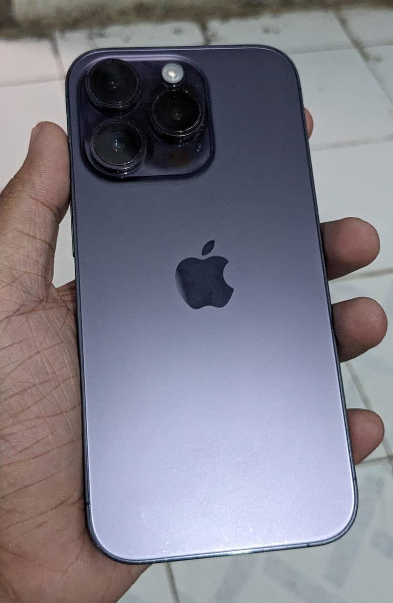 Apple iPhone 14 Pro 0