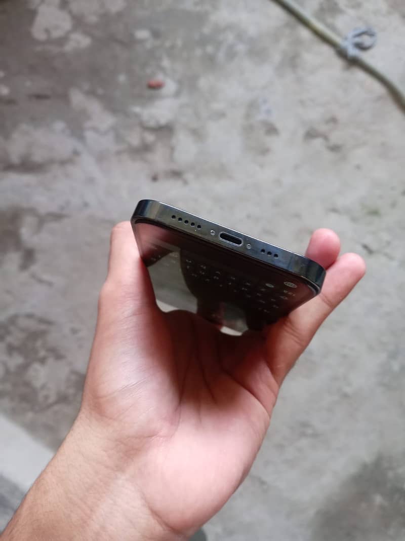 Apple iPhone 12 Pro 3