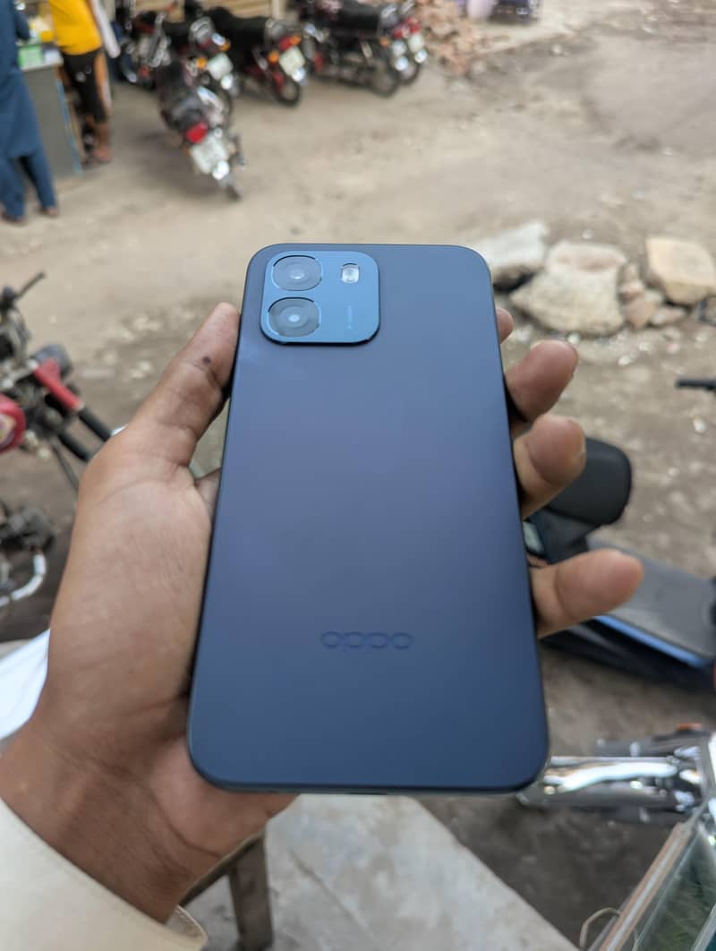 OPPO A6 4