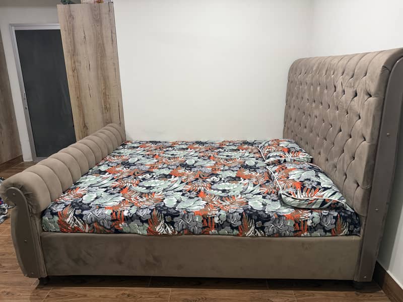 Selling bed 1