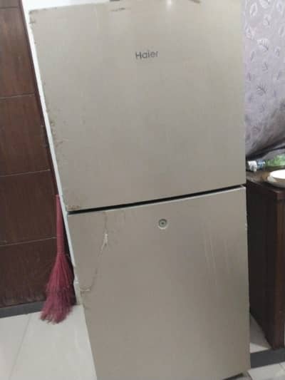 Haier Medium Size Fridge - Excellent Cooling
