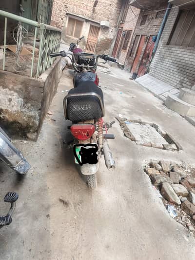Yamaha Dhoom