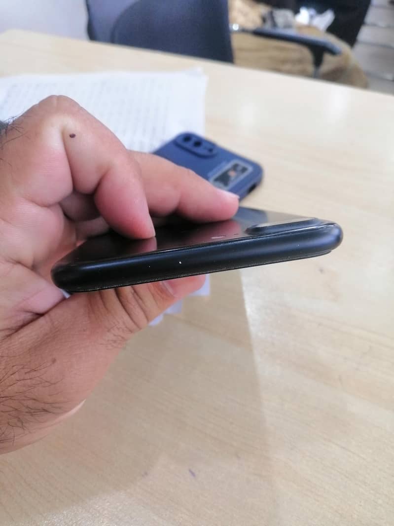 Apple iPhone 7 Plus 1