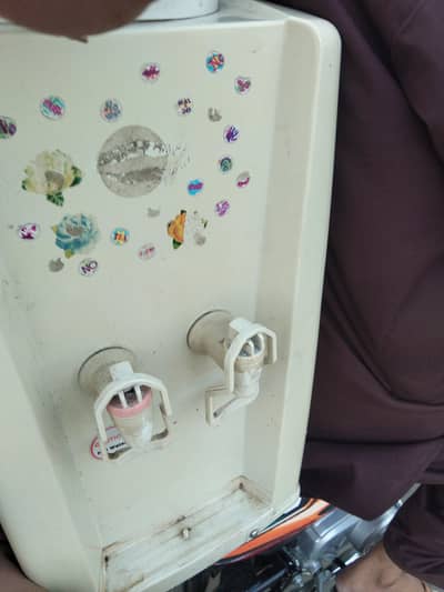 water dispenser for sale water cooler and hot. made in Korea