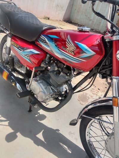 Honda CG 125 2024
