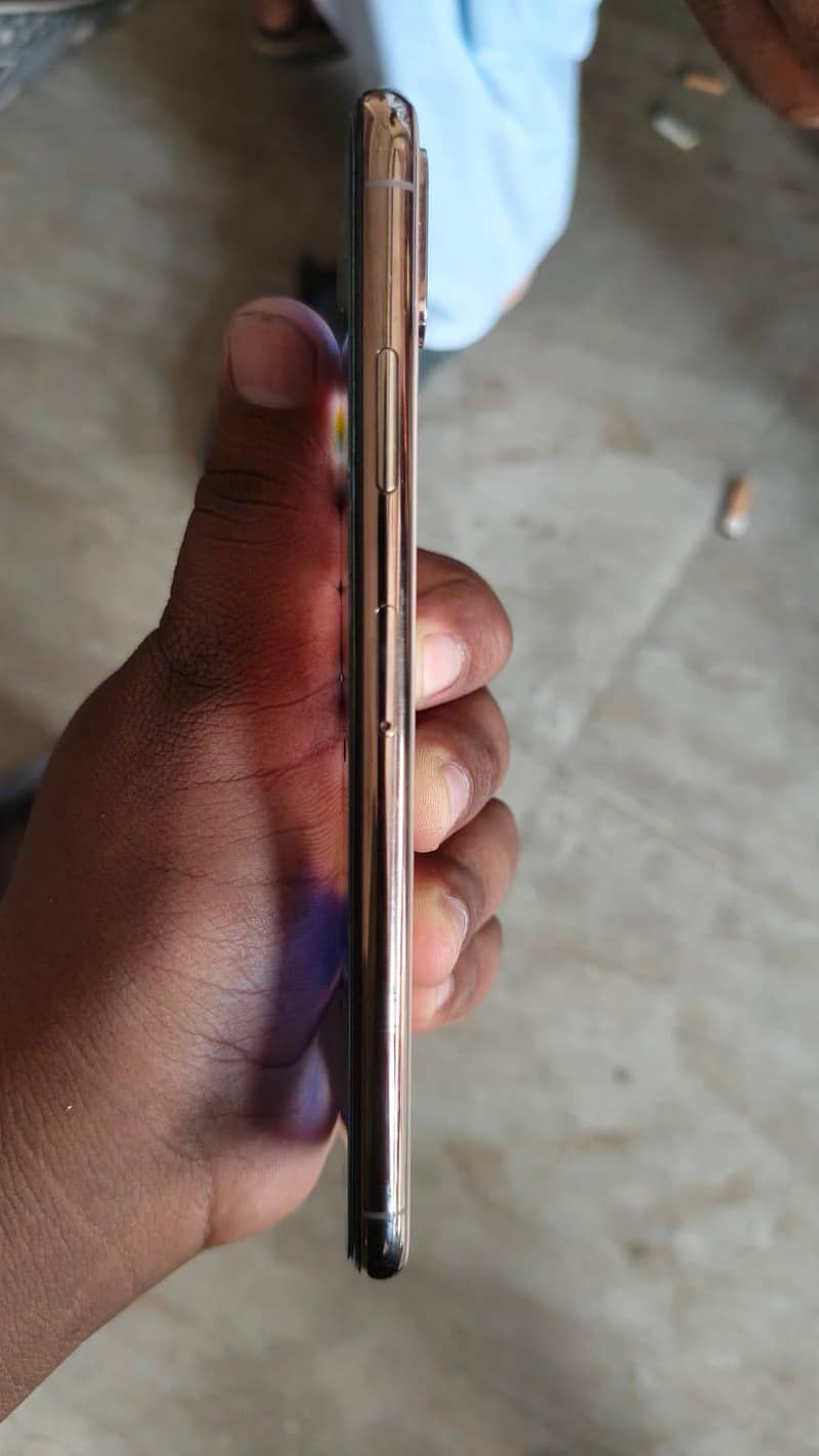 Apple iPhone X 1