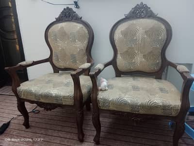 Chinioti Carved Wooden Sofa Set 3+2 with Center Table – Beautiful Des