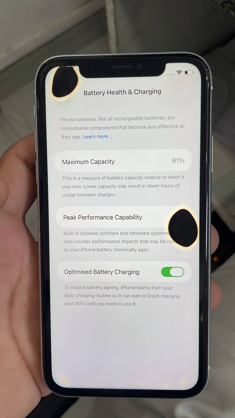 Apple iPhone 11 4
