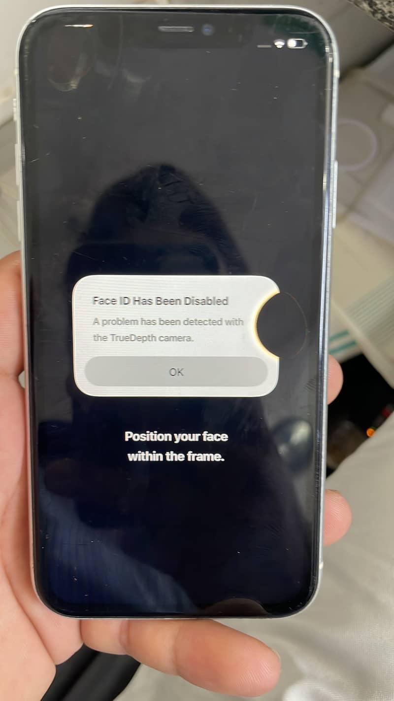 Apple iPhone 11 7