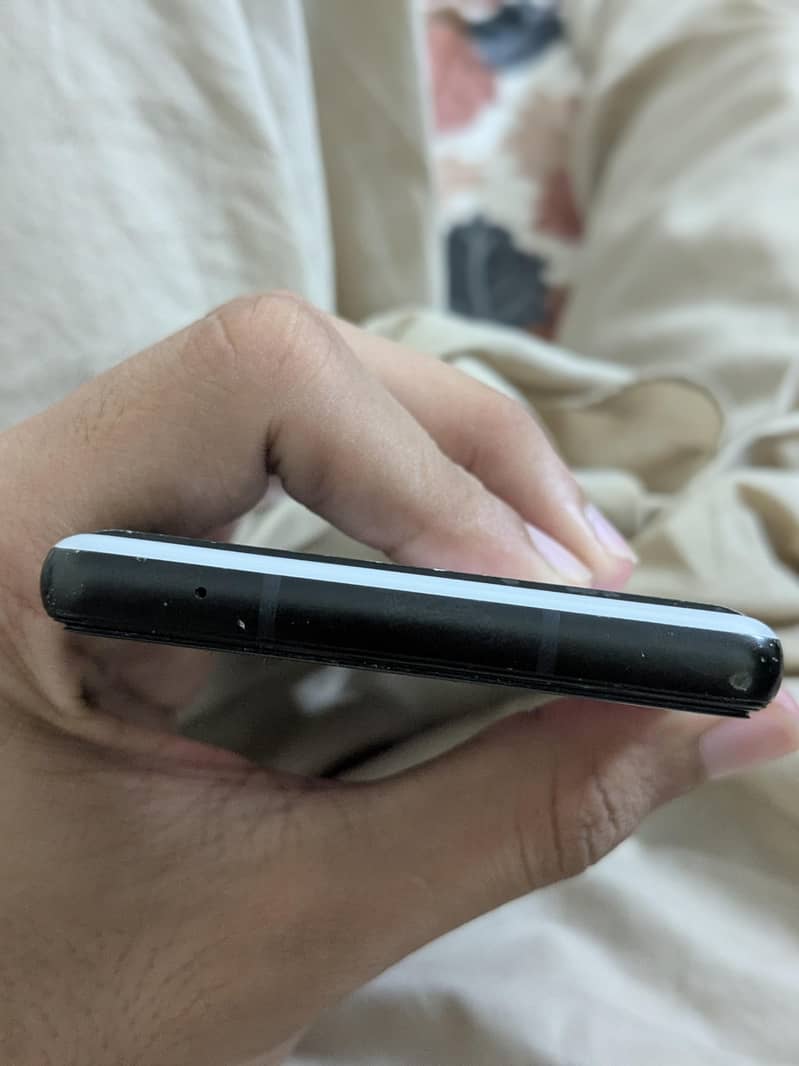Google Pixel 6a 5